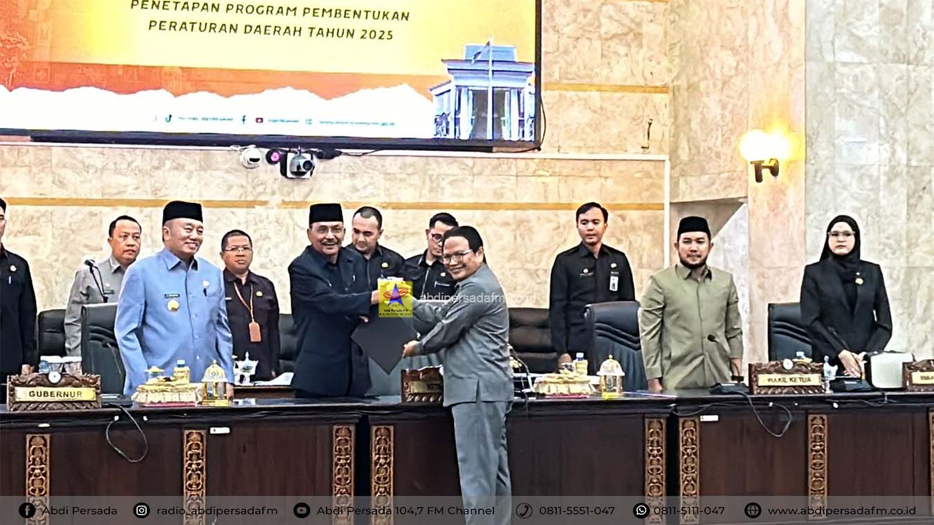 DPRD Kalsel Resmi Tetapkan 25 Usulan Raperda Dalam Propemperda Tahun 2025