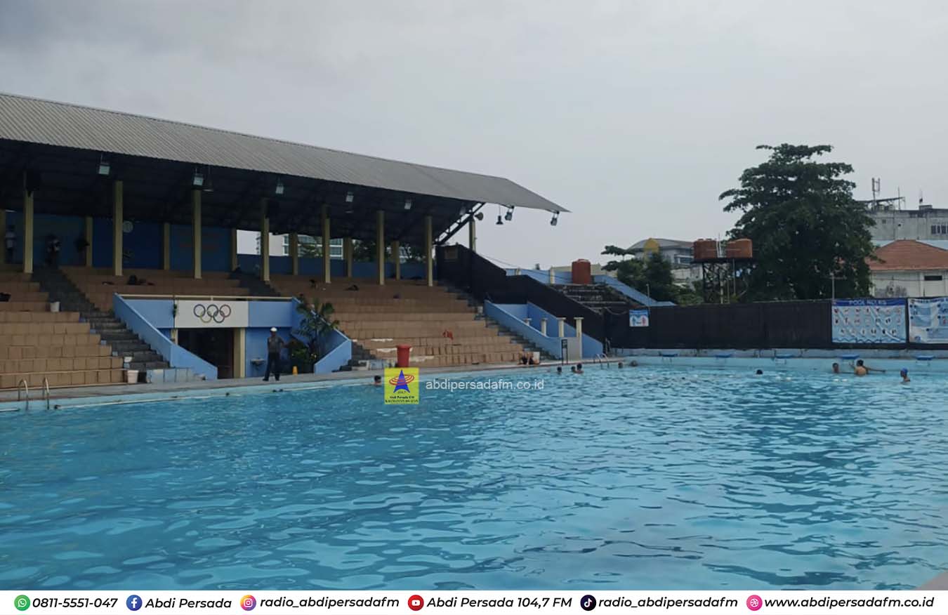 Tingkatkan Layanan, Dispora Perbaiki Fasilitas Kolam Renang GOR Hasanuddin HM